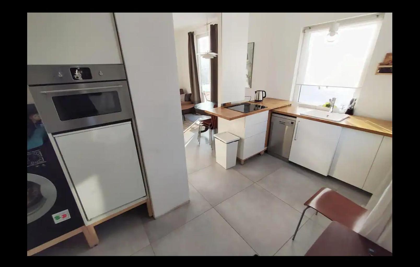 Hillside View House With Garden, Private Parking, Quiet Location - 12 Min To Old Town Anytime, Long Stays Welcome Vilnius Ngoại thất bức ảnh