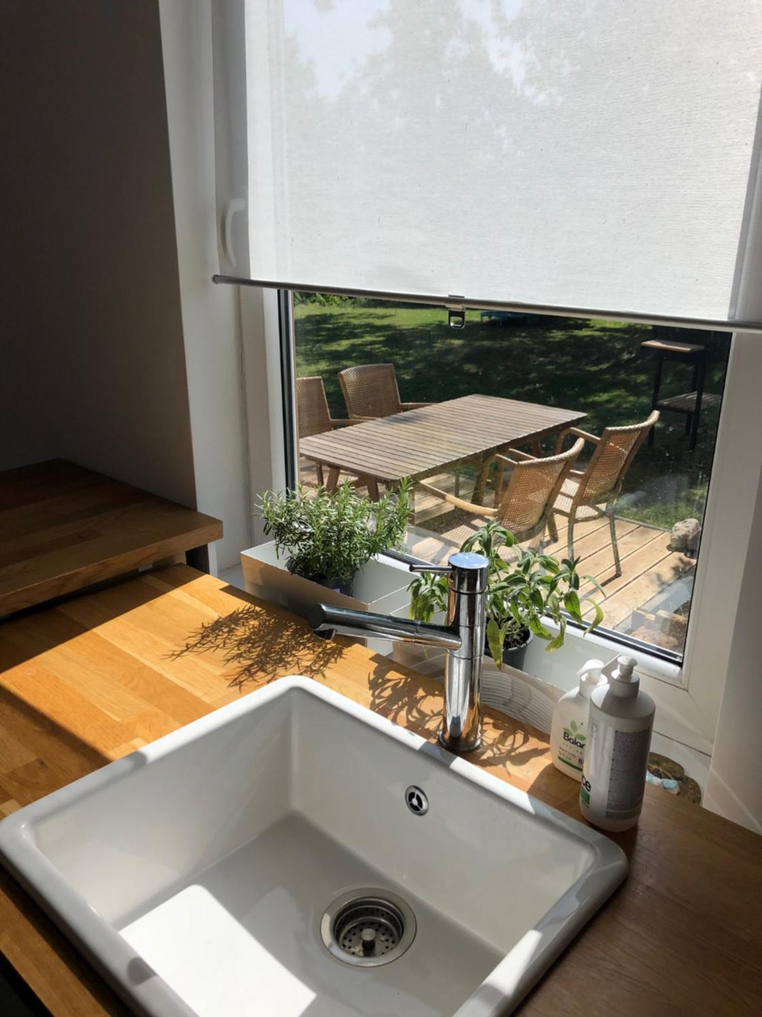 Hillside View House With Garden, Private Parking, Quiet Location - 12 Min To Old Town Anytime, Long Stays Welcome Vilnius Ngoại thất bức ảnh